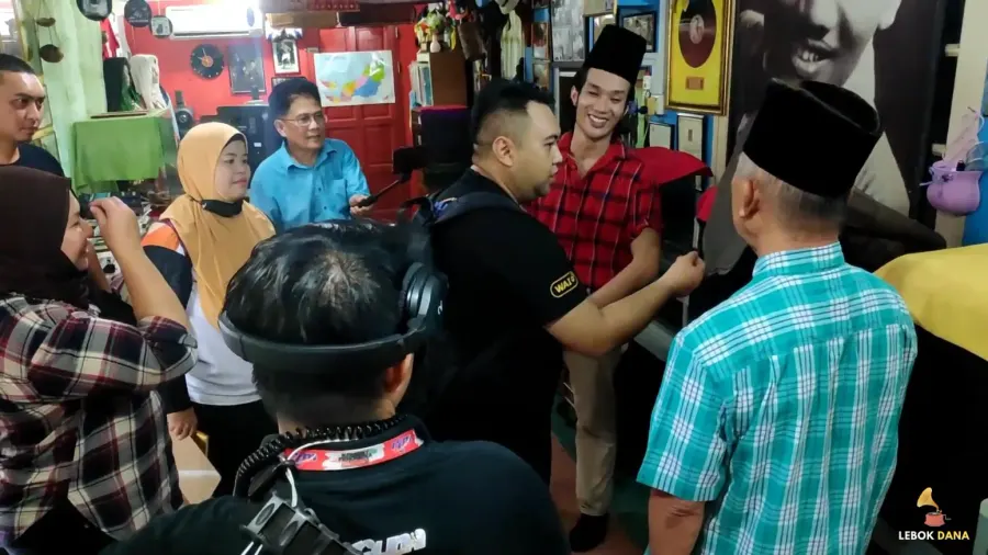 Sesi Penggambaran Untuk Segmen "Juh Kayo-Kayo Kita" - RTM Sarawak — Galeri Lebok Dana