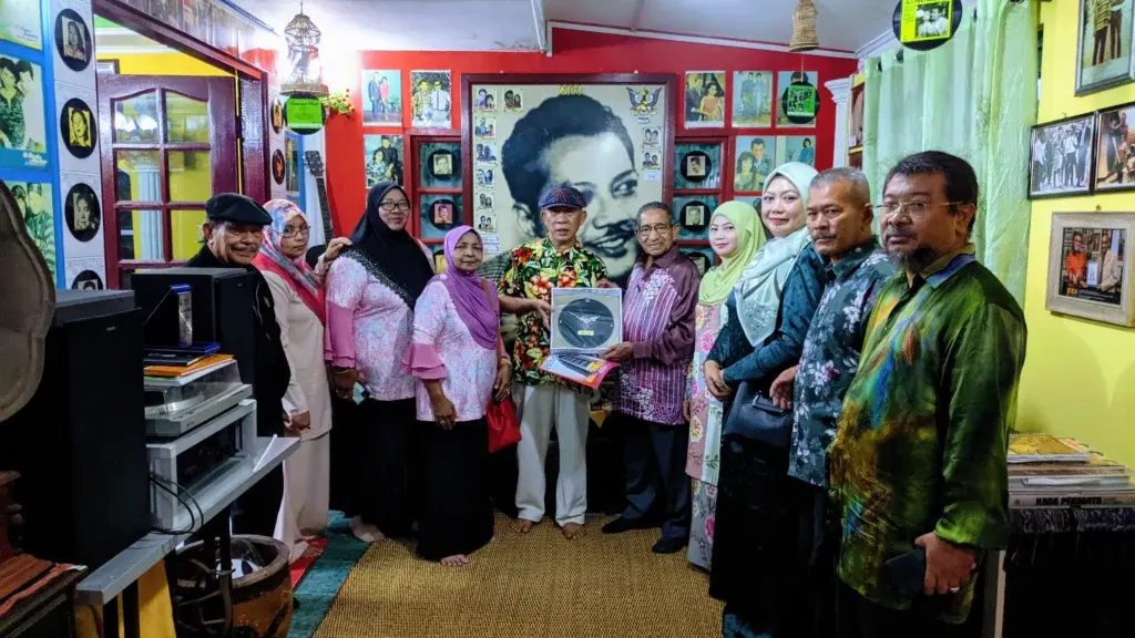 Kunjungan daripada Tan Sri Dato’ Seri (Dr.) Haji Mohd Yussof Latiff — foto 3