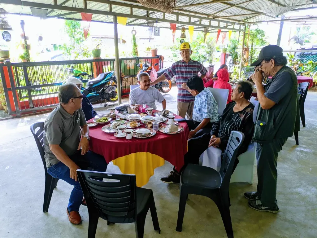 Kunjungan daripada ACP (B) Mohammad Zain serta Isteri — foto 15